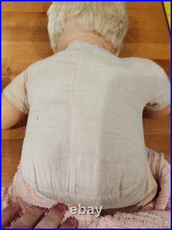Vintage Madame Alexander 1961 Kitten Baby Doll Cry Crier 22