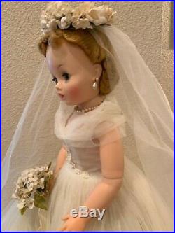 Vintage Madame Alexander 20 MIB Bridal Wreath Blonde Cissy Doll