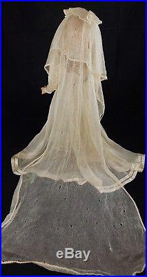 Vintage Madame Alexander 21In tagged Wedding Gown Wendy Composition