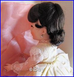 Vintage Madame Alexander 21 inch Renoir Portrait Doll #2194 1969 PERFECT HAIR