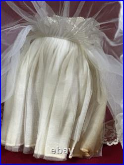 Vintage Madame Alexander 8 Doll Wendy Kin BLW Tagged Bride Dress