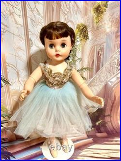Vintage Madame Alexander Brunette Elise Ballerina In Blue International Buyers