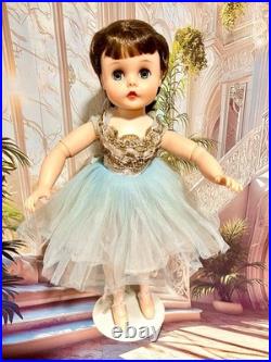 Vintage Madame Alexander Brunette Elise Ballerina In Blue International Buyers