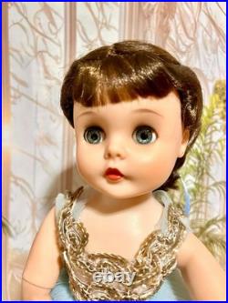 Vintage Madame Alexander Brunette Elise Ballerina In Blue International Buyers