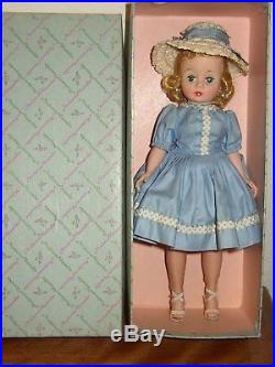 Vintage Madame Alexander Cissette Doll 9 Tall Has Box + Wearing Blue
