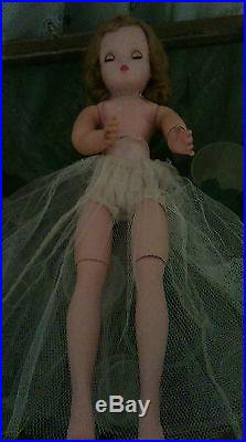 Vintage Madame Alexander Cissy Doll 20 original undergarments ORIGINAL Box