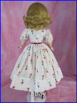Vintage Madame Alexander Cissy Doll in HTF Dimity Clover 1956