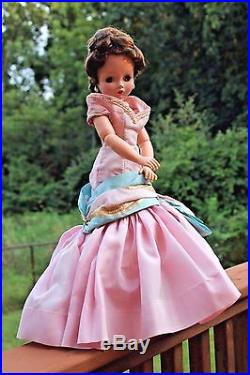 Vintage Madame Alexander Cissy Doll in Torso Gown 1955 RARE