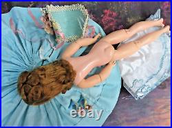 Vintage Madame Alexander Cissy Doll tagged Blue dress Auburn Green eyes Hat Dog