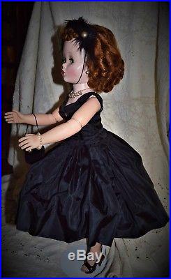 Vintage Madame Alexander Cissy Gorgeous Redhead 1950's
