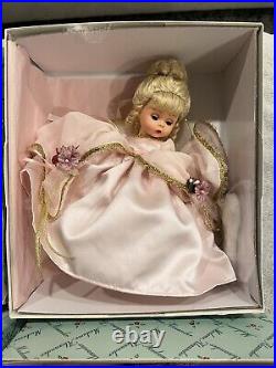 Vintage Madame Alexander Dolls (4) 39045, 34020, 35630, 35615. Original box