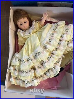 Vintage Madame Alexander Dolls Lot Of 11 FREE SHIPPING