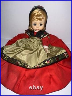 Vintage Madame Alexander Dolls Set Of 7