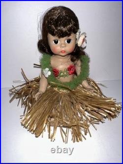 Vintage Madame Alexander Dolls Set Of 7