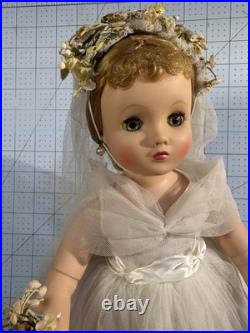Vintage Madame Alexander Elise Blonde Bride Doll 15-16 No Box 1950-1959 Beauty