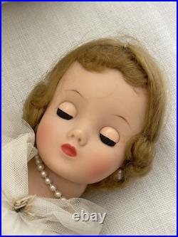 Vintage Madame Alexander Elise Blonde Bride Doll 15-16 No Factor Box 1950-1959
