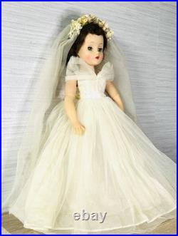 Vintage Madame Alexander Elise Bride Doll Brunette 15 1950s read