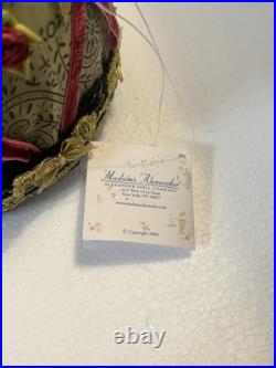 Vintage Madame Alexander Gold Elizabethan Pincushion Doll 25645 Sleeping Eyes