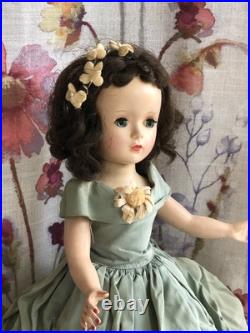 Vintage Madame Alexander STORY PRINCESS 14 Doll