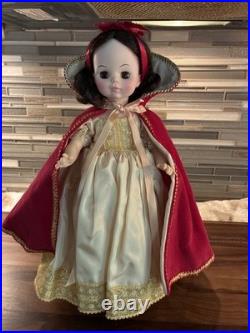Vintage Madame Alexander Snow White Doll #1556 14 Disney Princess withOrig Cape