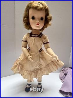 Vintage Madame Alexander Sweet Violet 18 Fully Jointed Walker Doll 1954