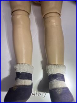 Vintage Madame Alexander Sweet Violet 18 Fully Jointed Walker Doll 1954