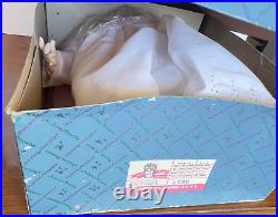 Vintage Madame Alexander Victoria Baby Doll 5760 White Gown CRYER WORKS! SEE VID