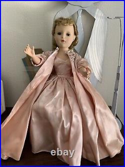 Vintage Stunning Madame 18 Alexander Lady Churchill Doll 1953 Walker