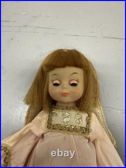 Vintage madame alexander wendy kins