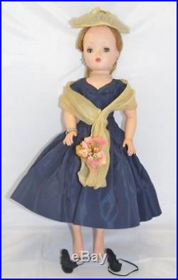 Vtg 1957 Madame Alexander Cissy #2146 in Blue Taffeta Dress Outfit GORGEOUS