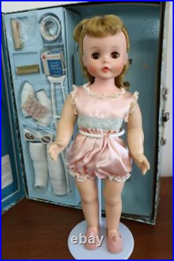 Vtg 1959 Alexander MARYBEL Doll That Gets Well Orig Case & Access Brown eyes