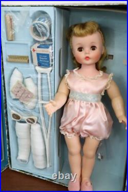 Vtg 1959 Alexander MARYBEL Doll That Gets Well Orig Case & Access Brown eyes