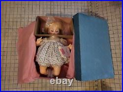 Vtg madame alexander pussycat doll 3222 Blonde N.I.b