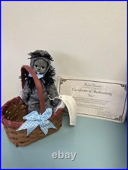 Wizard of Oz TOTO basket Limited Edition Madame Alexander Doll 1997 RARE